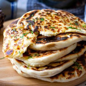 Cheese & Garlic Naan